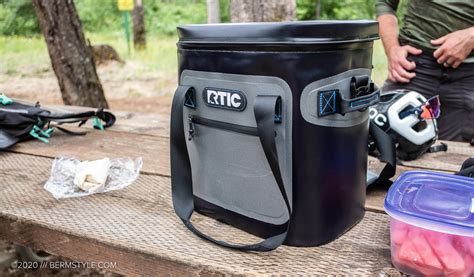 The interior is leakproof and the loops on the front add extra storage space. . Rtic 20 can cooler